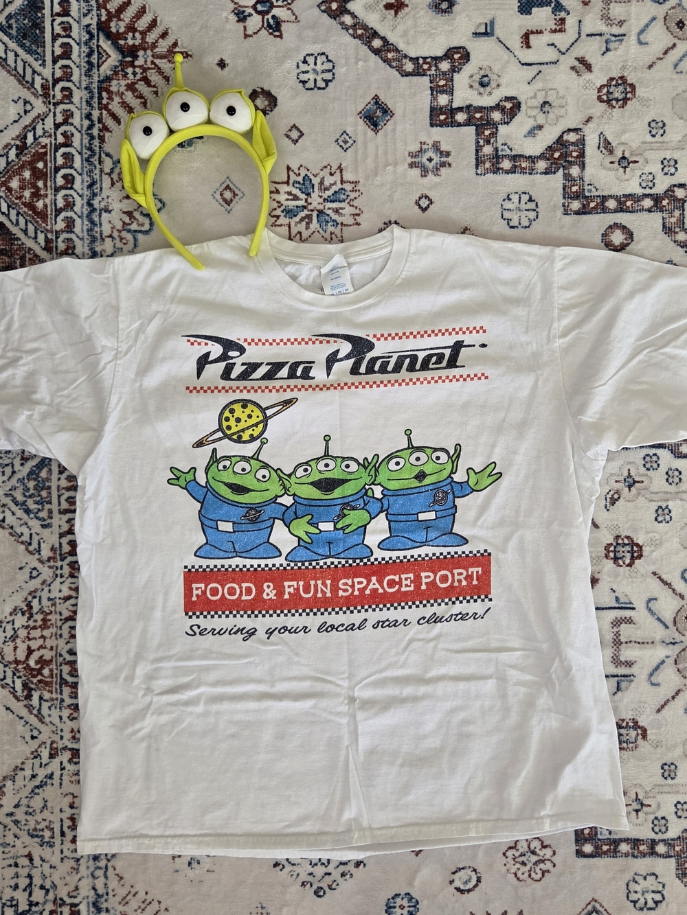Disney White Pizza Planet Tee Unisex Size XL with Matching Alien Ears EUC